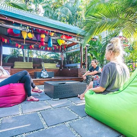 Tropic Days Boutique Hostel Cairns Exterior photo